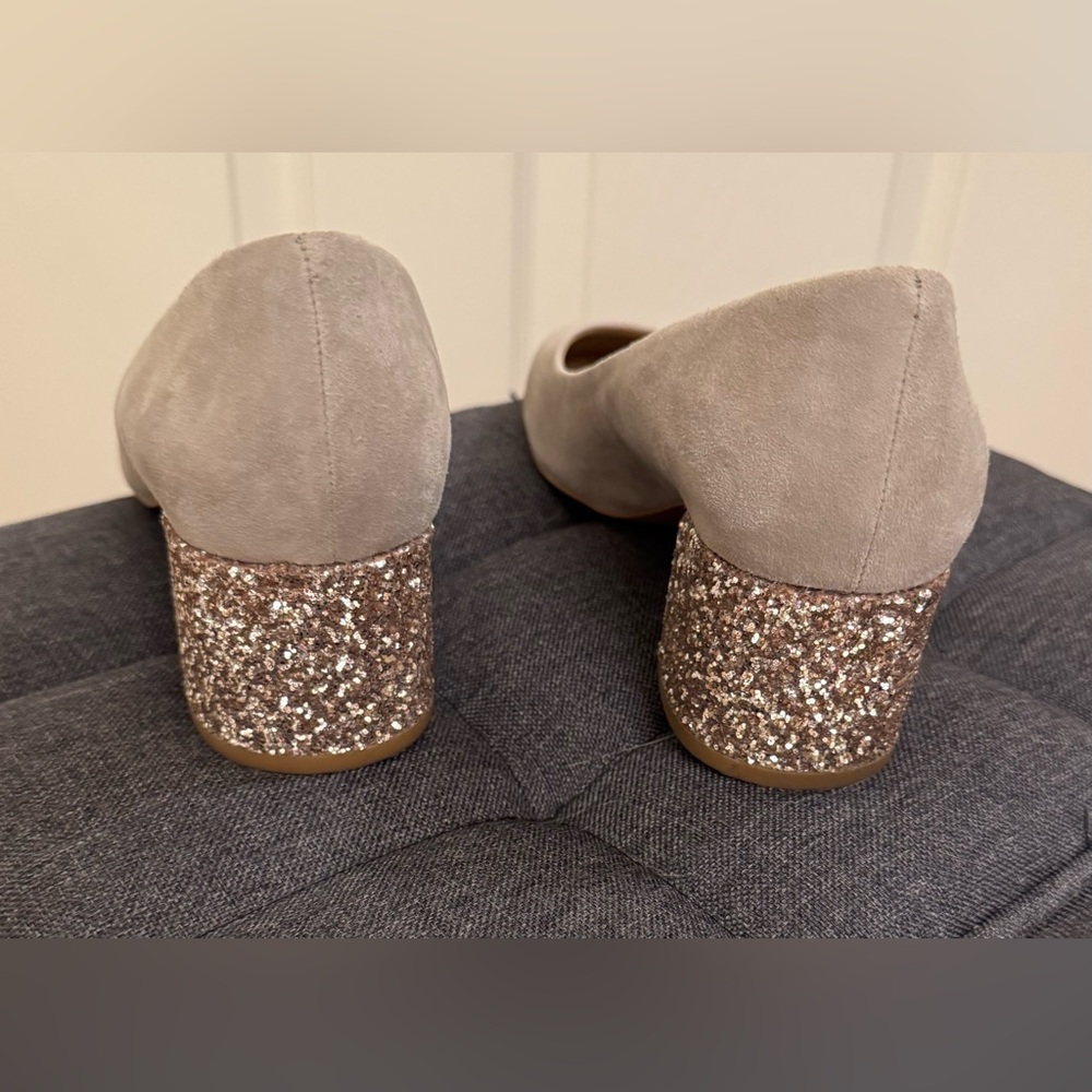 Banana Republic Beige Block Glittered Heel Suede Shoes size 9 - Picture 3 of 7
